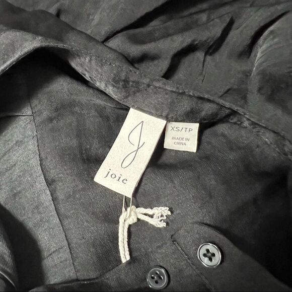 𝅺🆕 Joie Satin Tunic Sleeveless Top - Picture 4 of 8